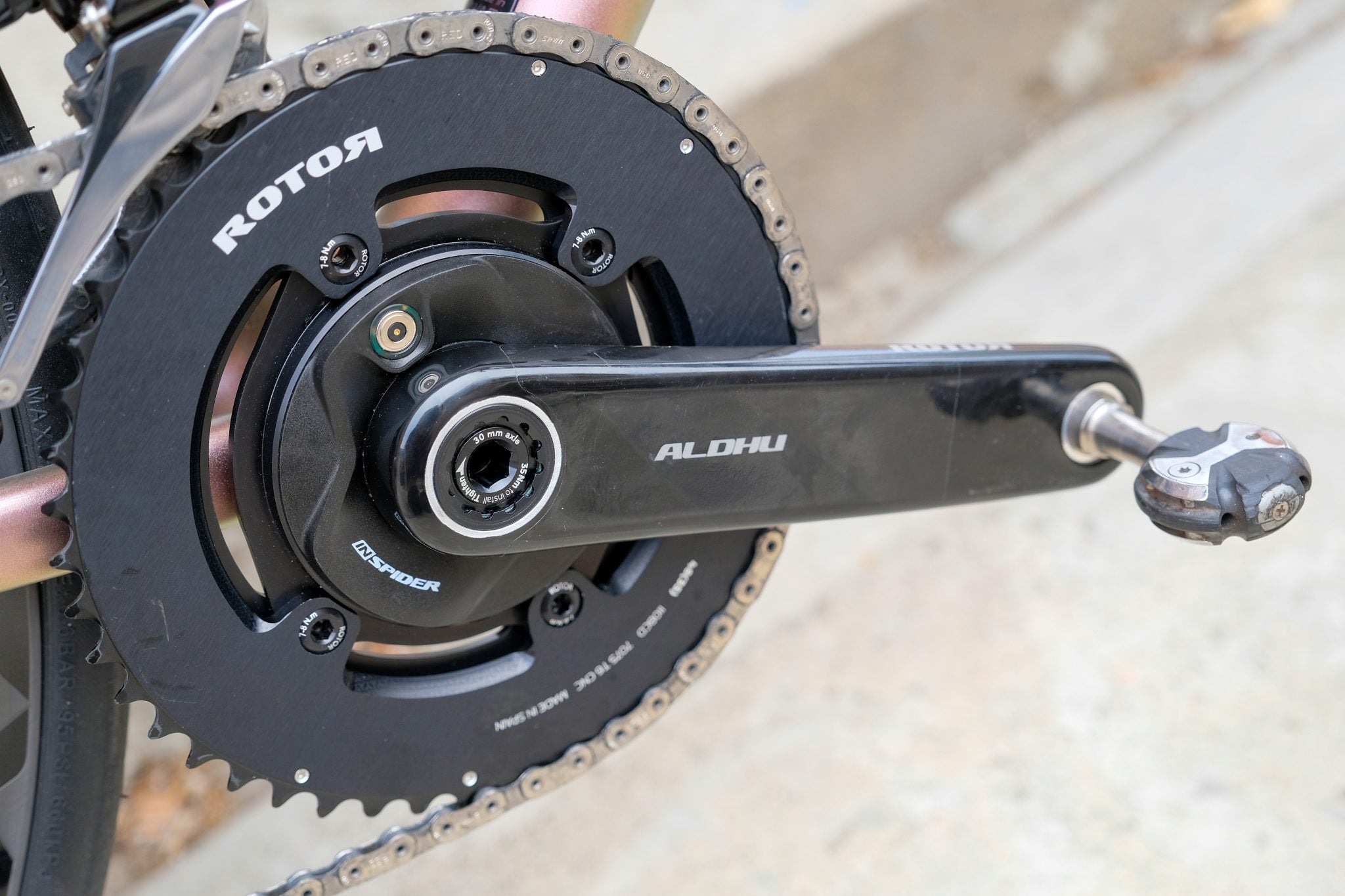 Rotor Aldhu Carbon Crankarm – Ride In Style